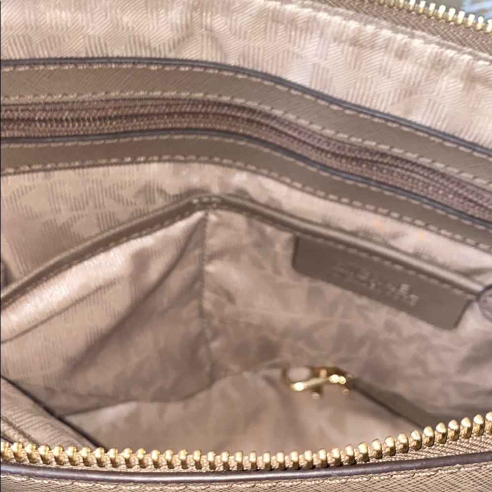 Michael Kors crossbody bag - Picture 5 of 8